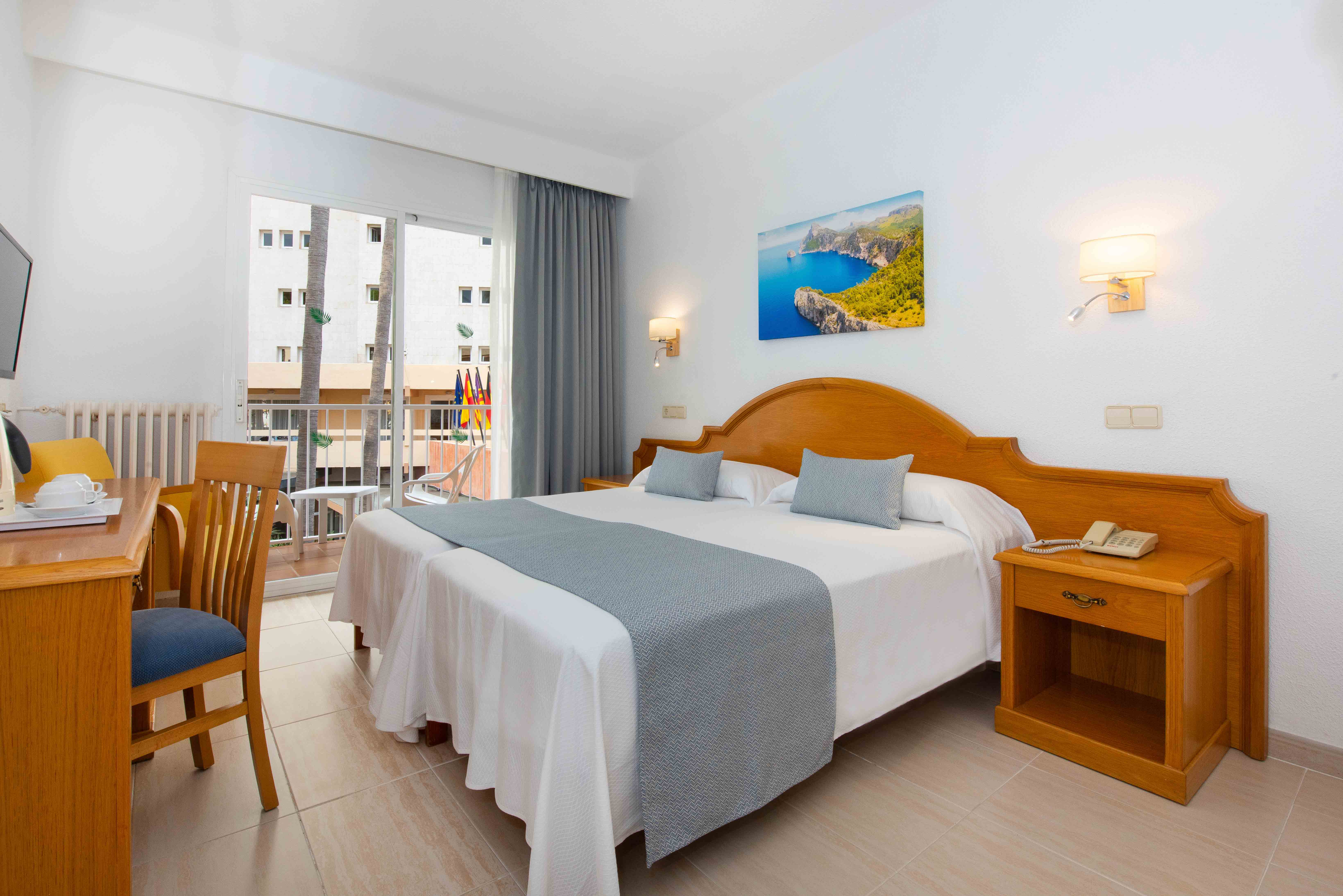 Room, Double Bed, Pool View, Balcony