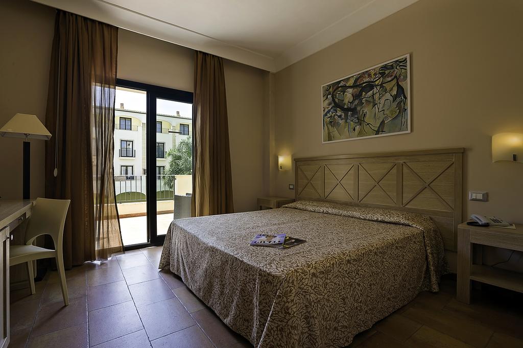 Mahara Hotel