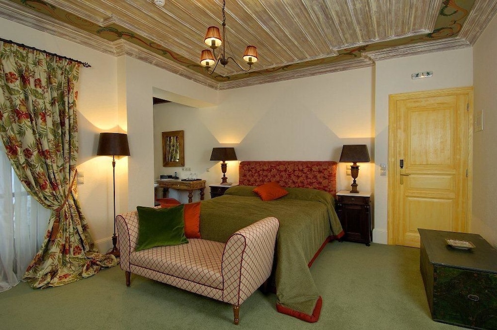 Emotions Country Resort 23/42