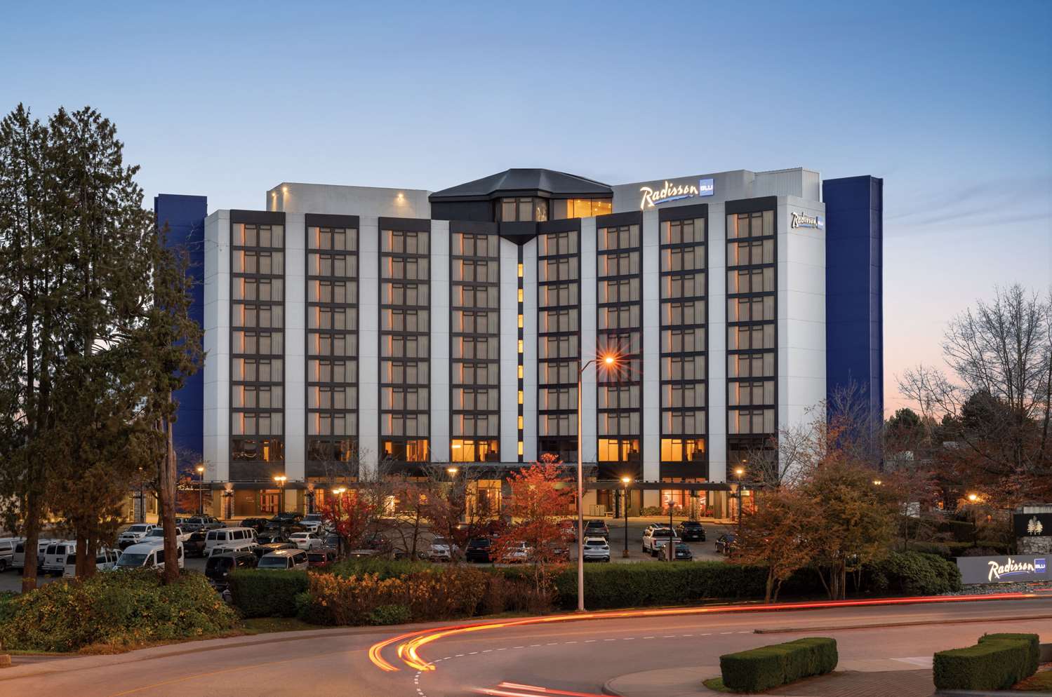 Radisson Blu Vancouver Airport Hotel & Marina 3/45