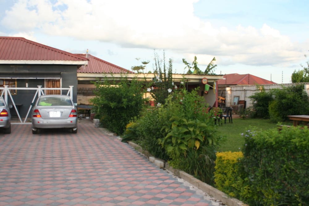 Honeybed Lodge 34/50