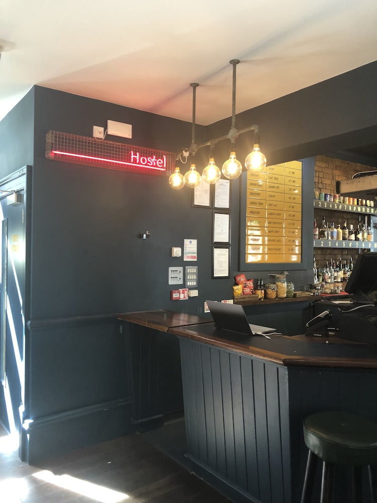 Publove the Steam Engine Hostel 5/46