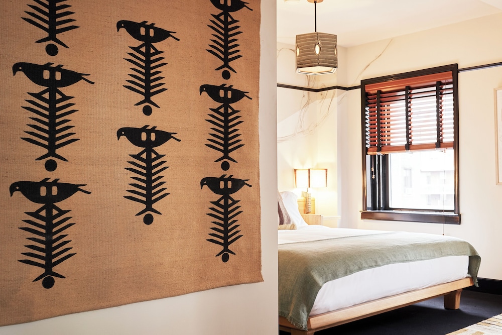 Gw, Suite, 2 King Beds، Freehand New York 3/3