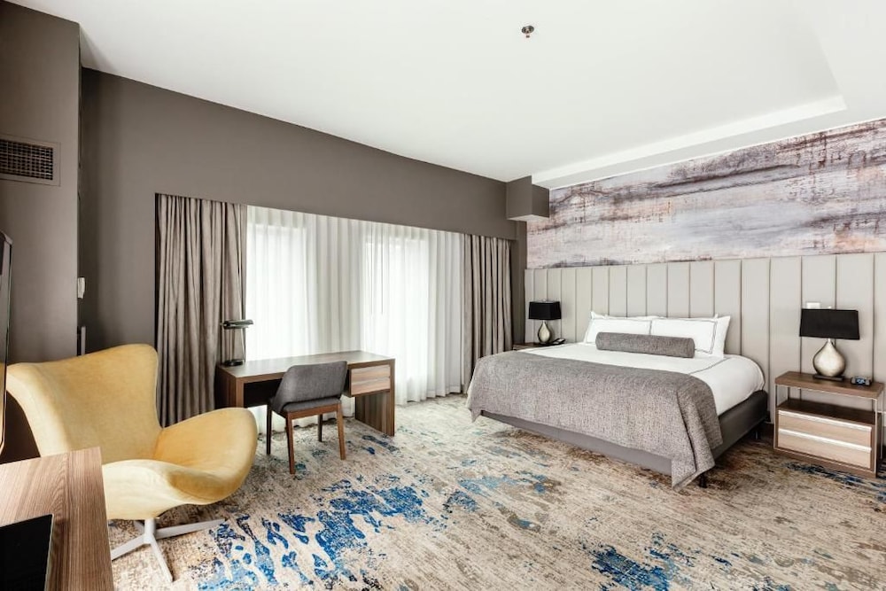 Atheneum Suite Hotel 14/39
