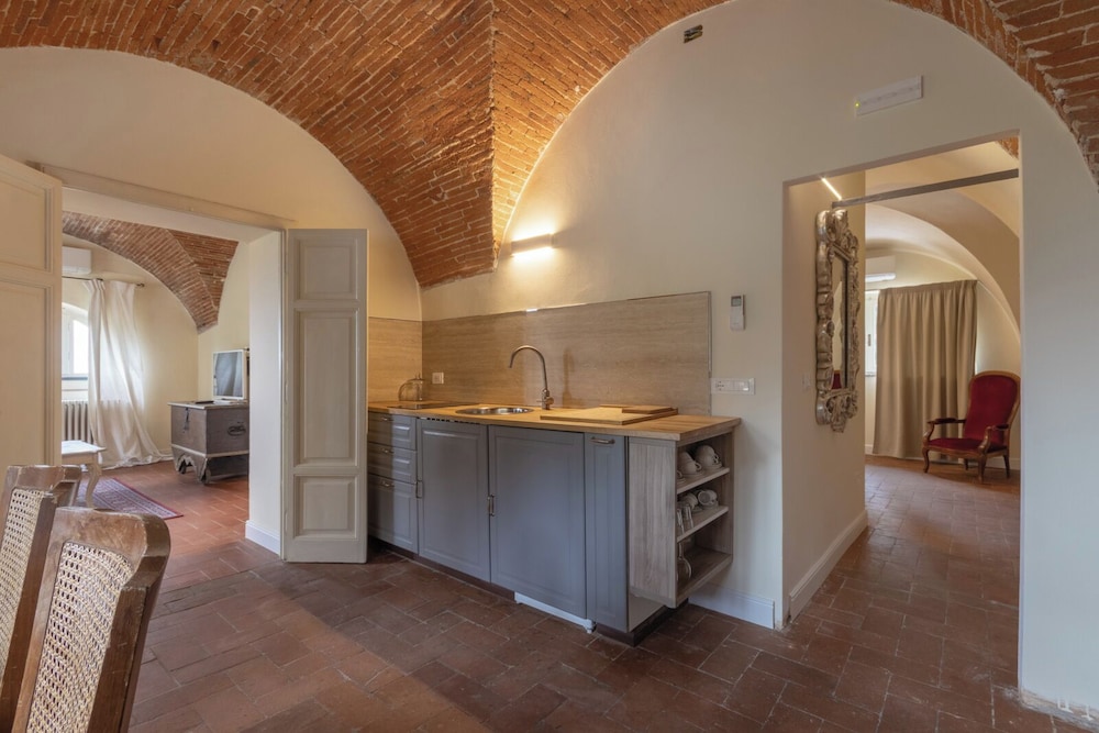 Hotel Villa Sermolli 9/50