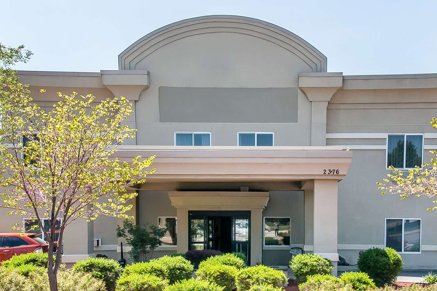 Quality Inn & Suites Ann Arbor Hwy 23 2/27