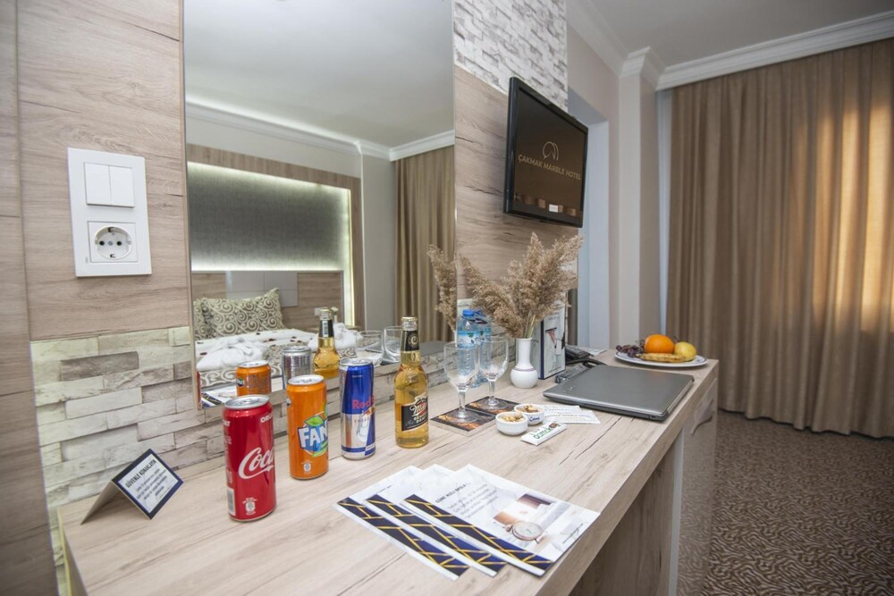 Mcg Marble Hotel 41/51