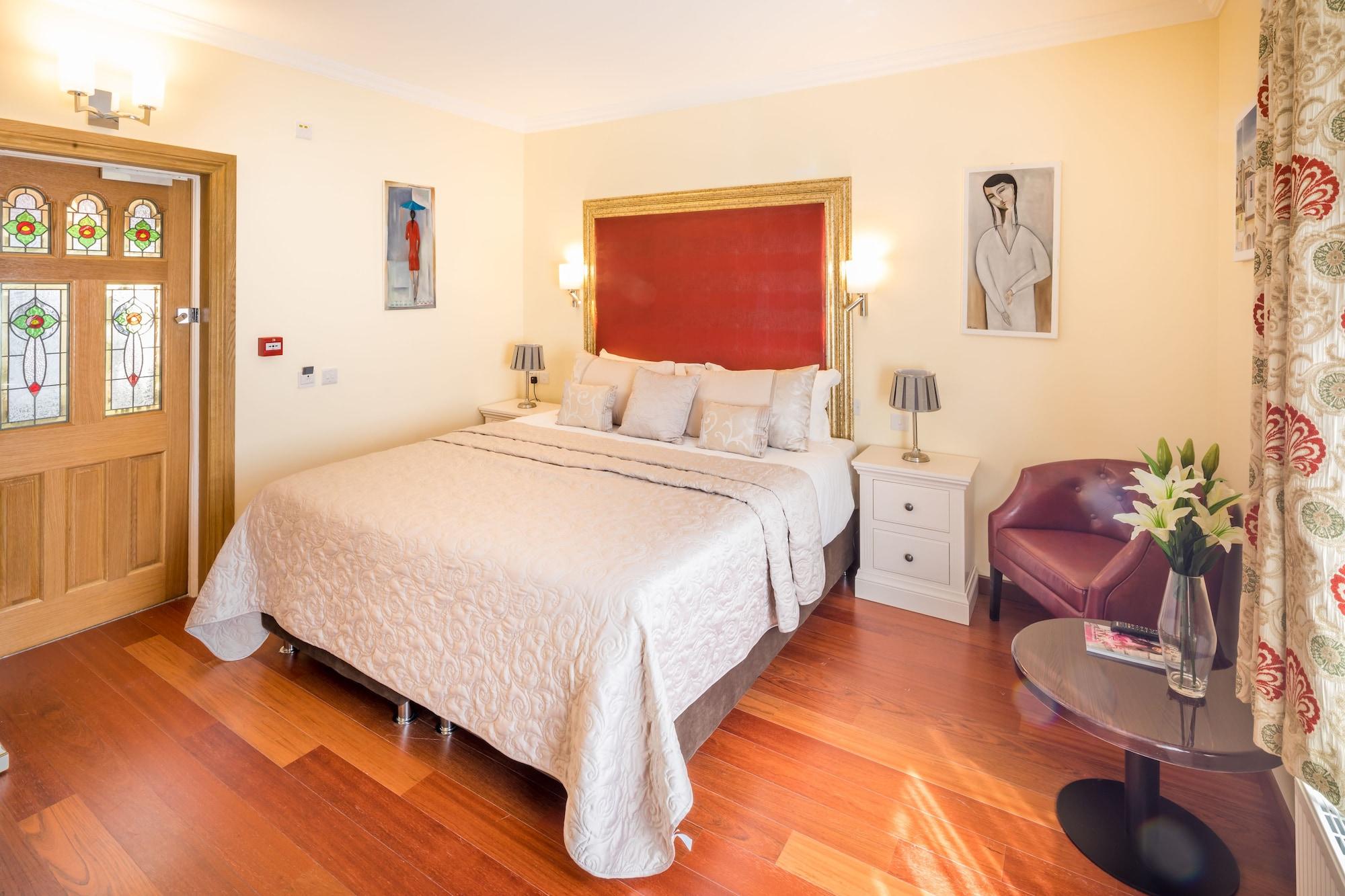 Linton Hotel 23/53