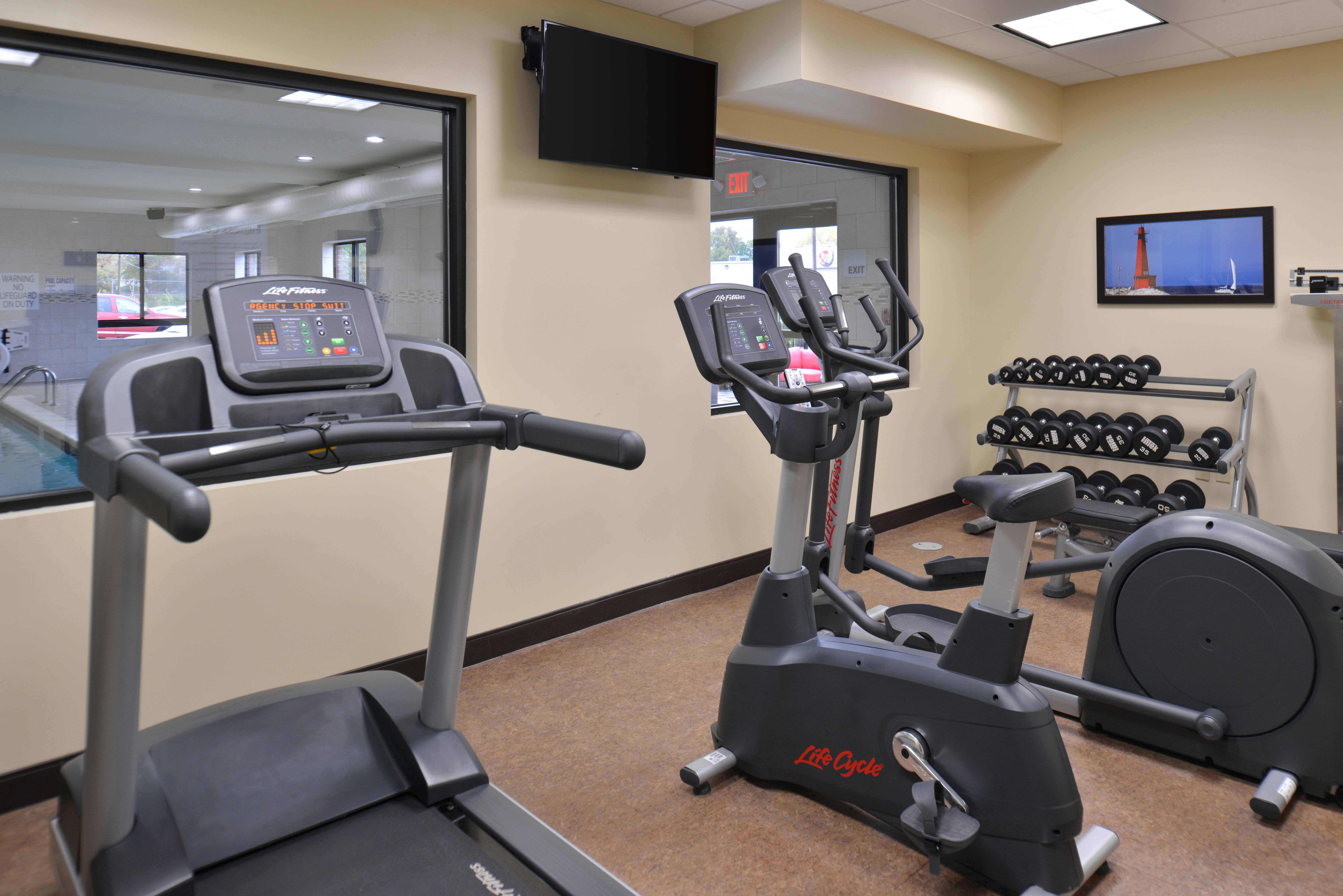 Holiday Inn Express And Suites Dearborn Sw Detroit Area 27/47