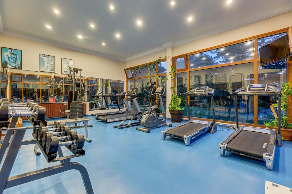Buyuk Abant Hotel 24/50