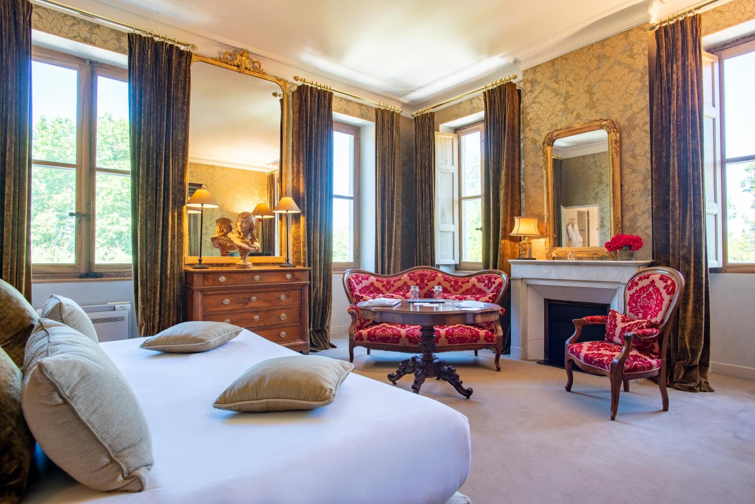 غرفة فاخرة بسرير مزدوج، Chateau Des Alpilles 4/9