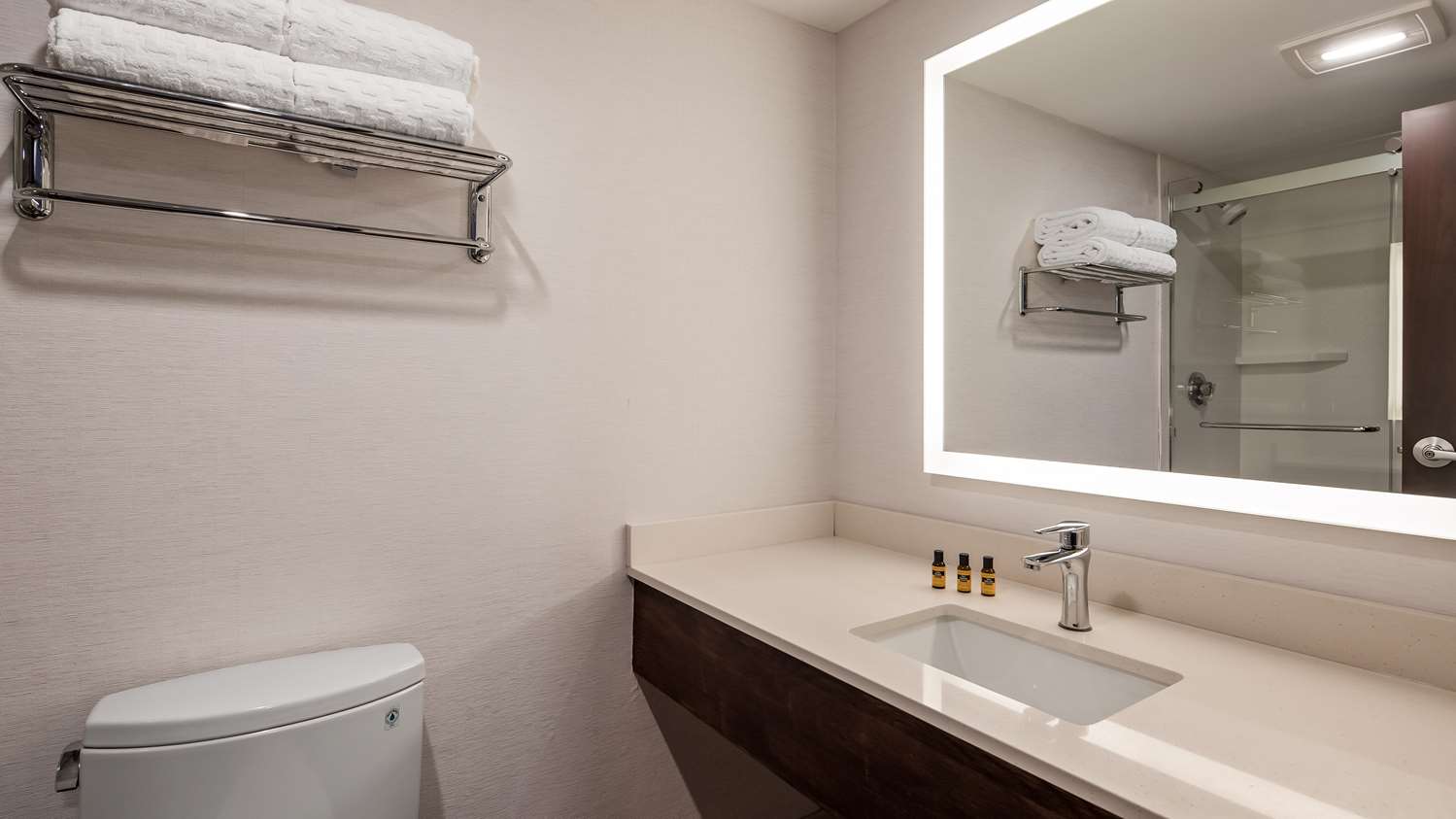 Best Western Plus Portsmouth Hotel And Suites 19/19