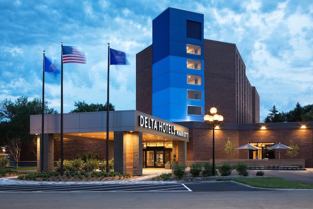 Delta Hotels Minneapolis Northeast 2/47