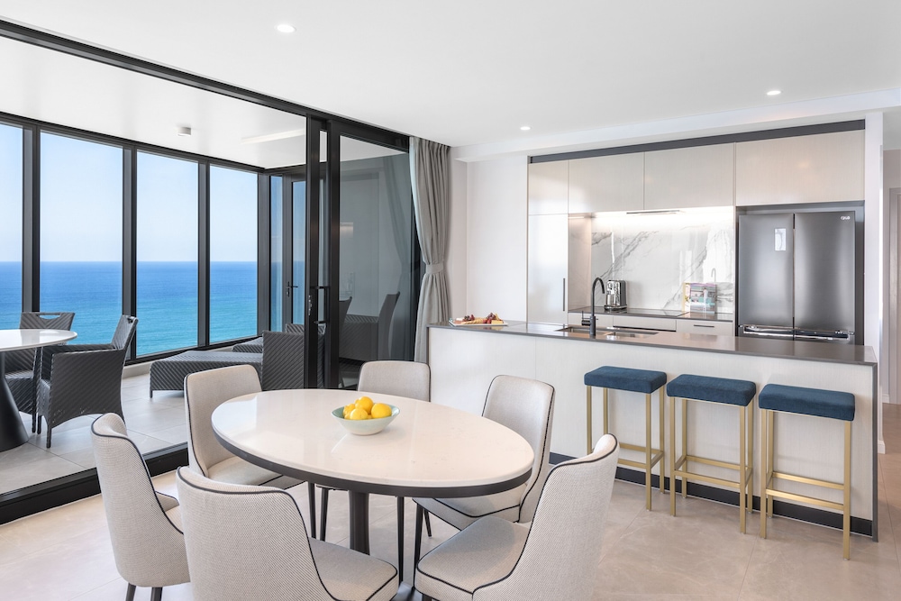 Meriton Suites Surfers Paradise 36/50