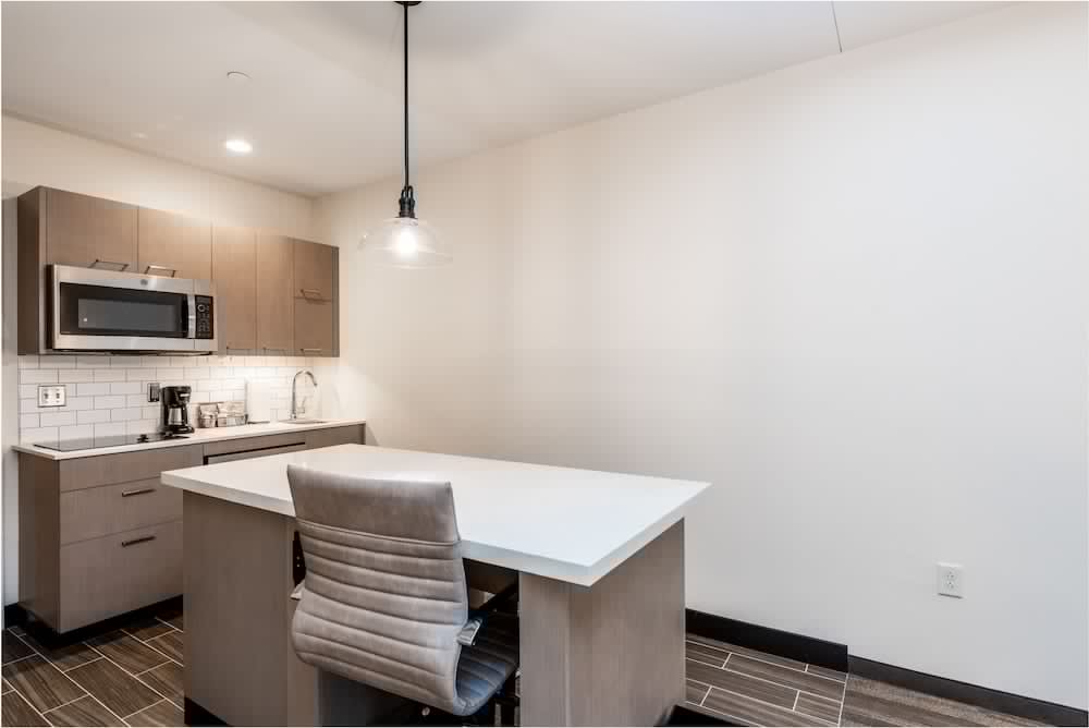 Hyatt House Nashville Downtown / Convention Center 41/47