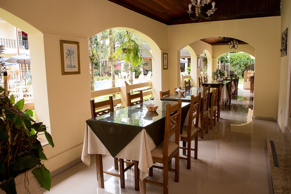 Hotel Rio Penedo 28/46
