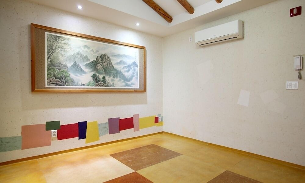 Jeonju Hanok Taejogung Hotel 48/53