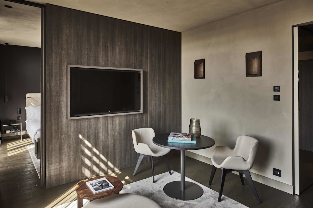 HOTEL VIU MILAN 55/56