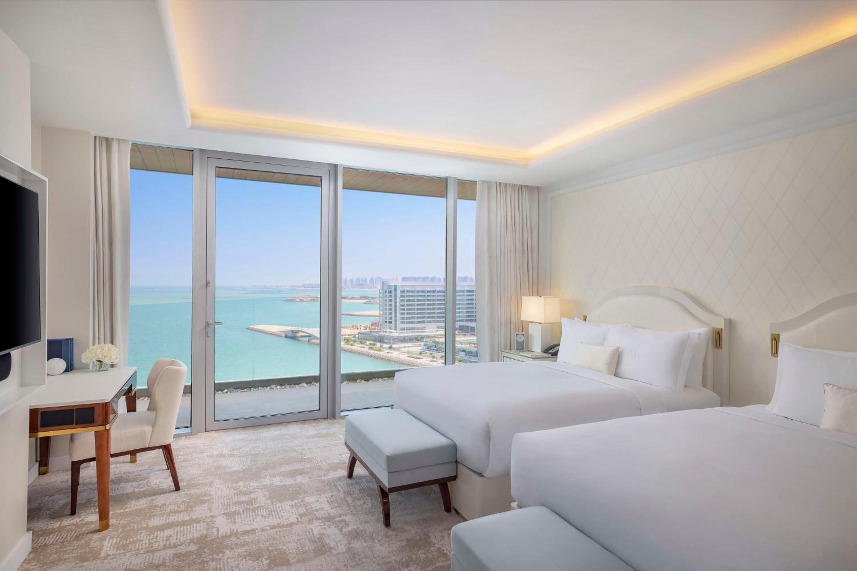 2 Bedrooms, Sky, Villa