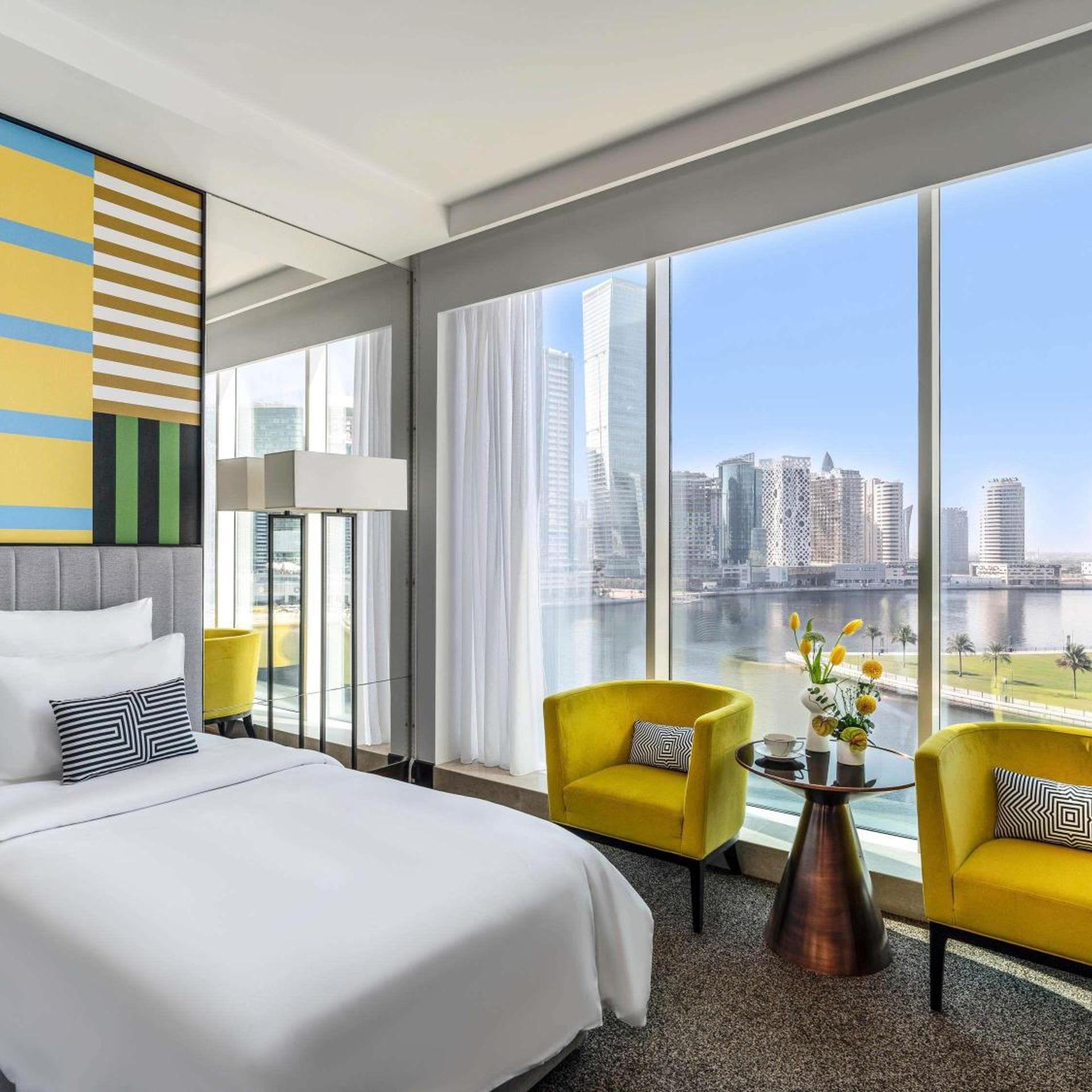 Deluxe, Single Bed, Canal View