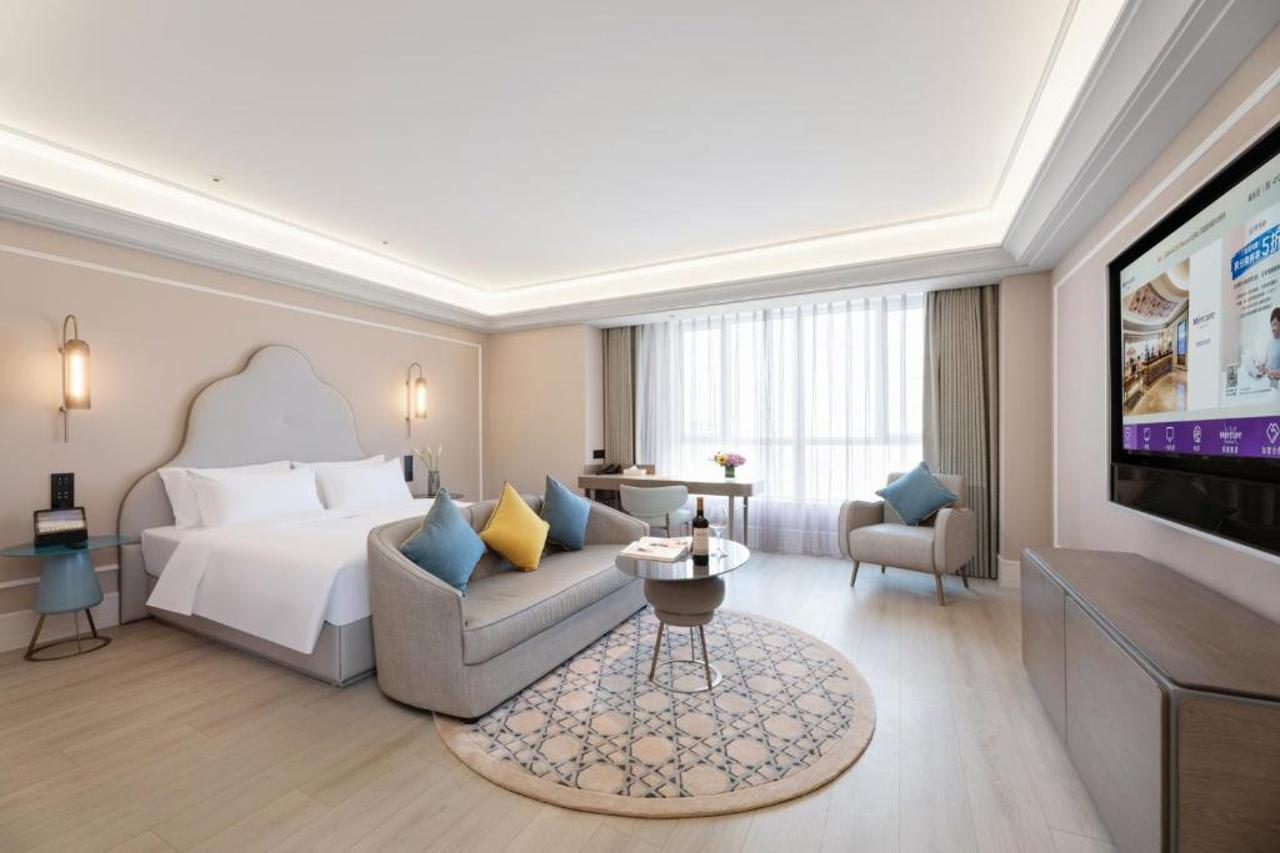 Mercure Urumqi Doowin Wanda Plaza 11/23