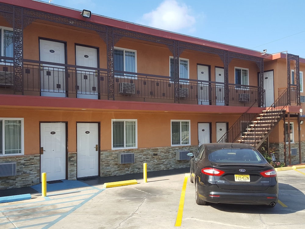 Travel Inn Motel 19/34