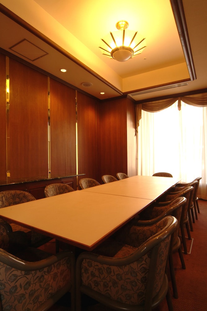 Hotel Crescent Asahikawa 36/37