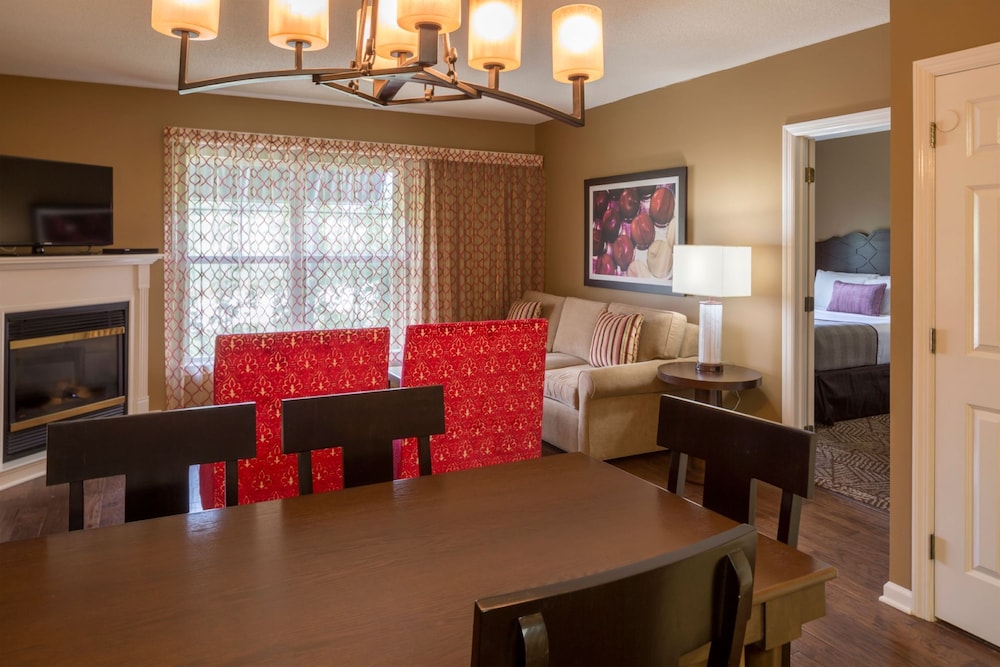 The Suites at Hershey 26/43