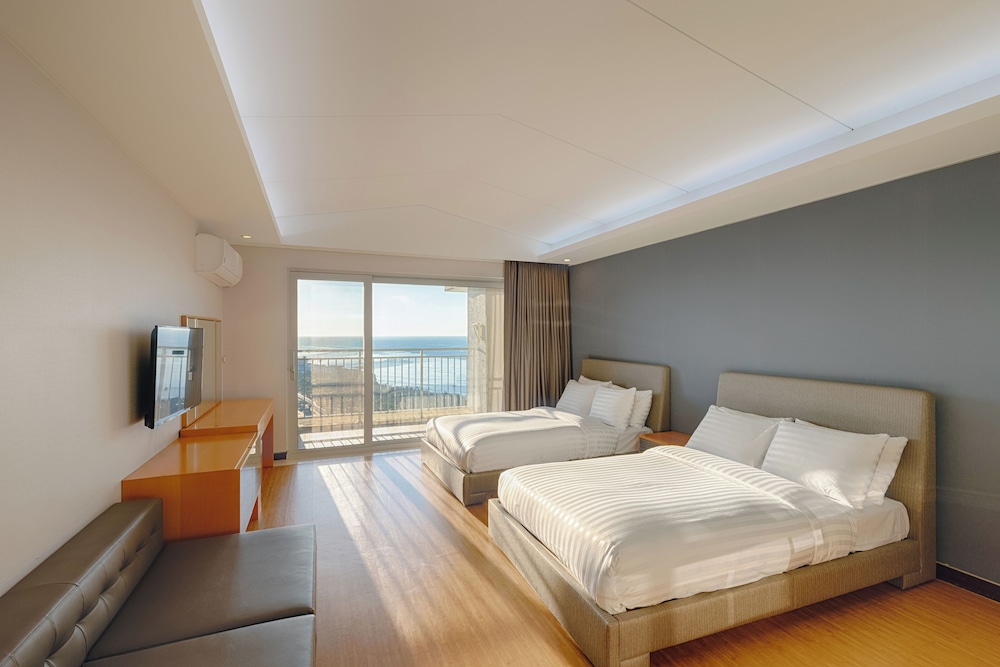 Resort, Family, 2 Double Beds, Ocean View