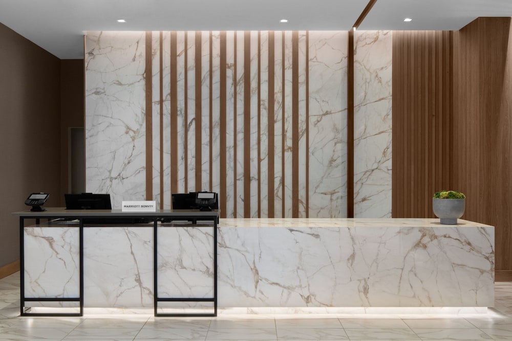 Lobby at AC Hotel by Marriott Clearwater Beach, CLEARWATER BEACH - FL