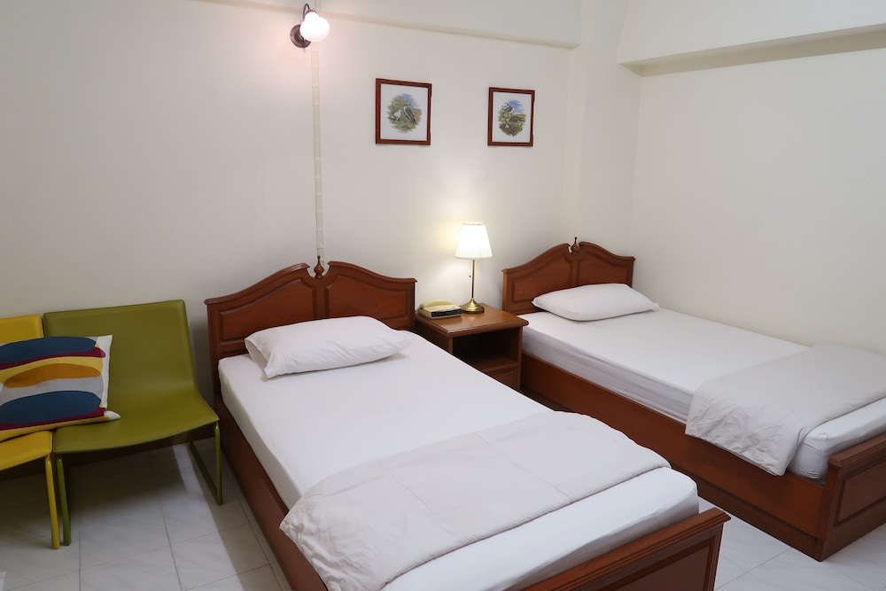 Phawana Sweet Hotel 7/43