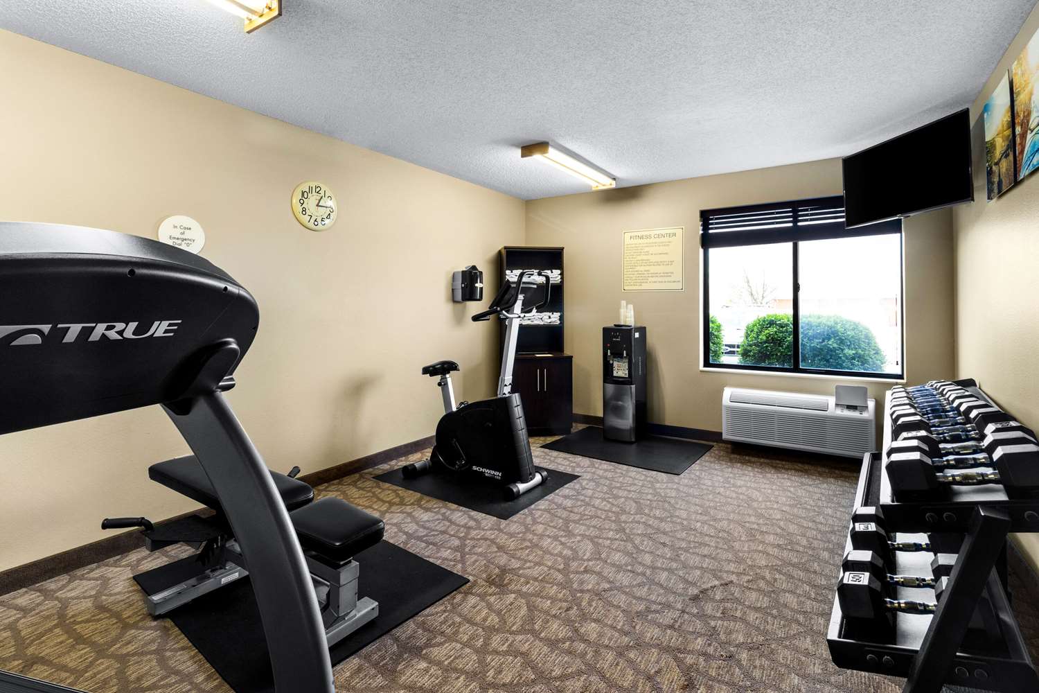 Comfort Inn Evansville East 18/41