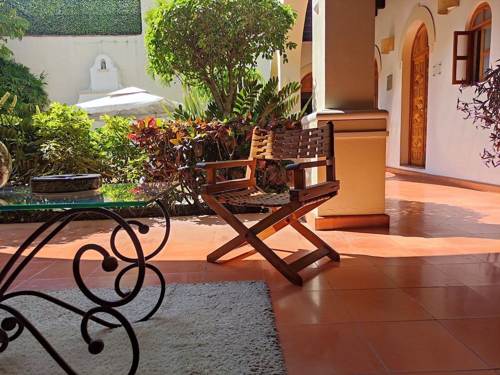 Hotel Boutique & Spa La Casa Azul 67/68