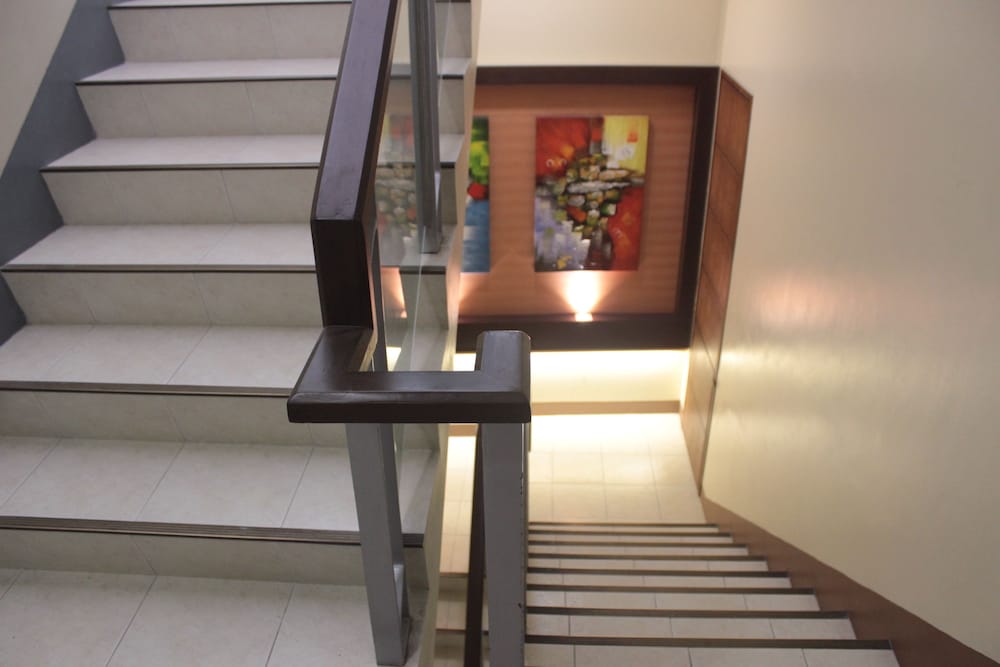 Joyce Apartelle Kalentong 24/49