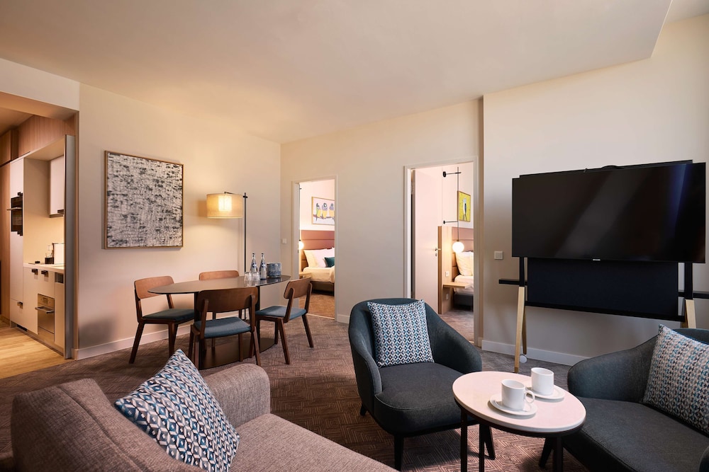 Adina Apartment Hotel Munich 32/63