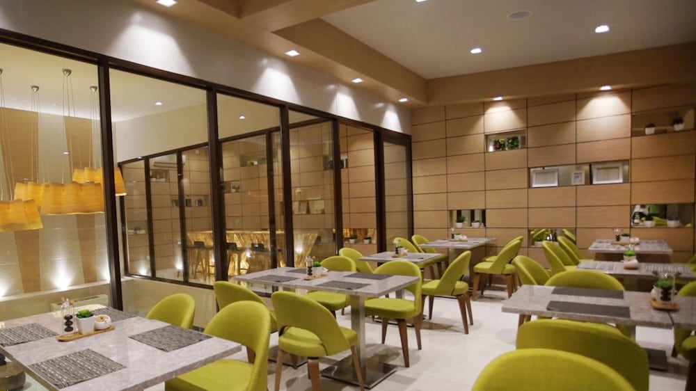 Watergate Hotel Butuan City 35/47