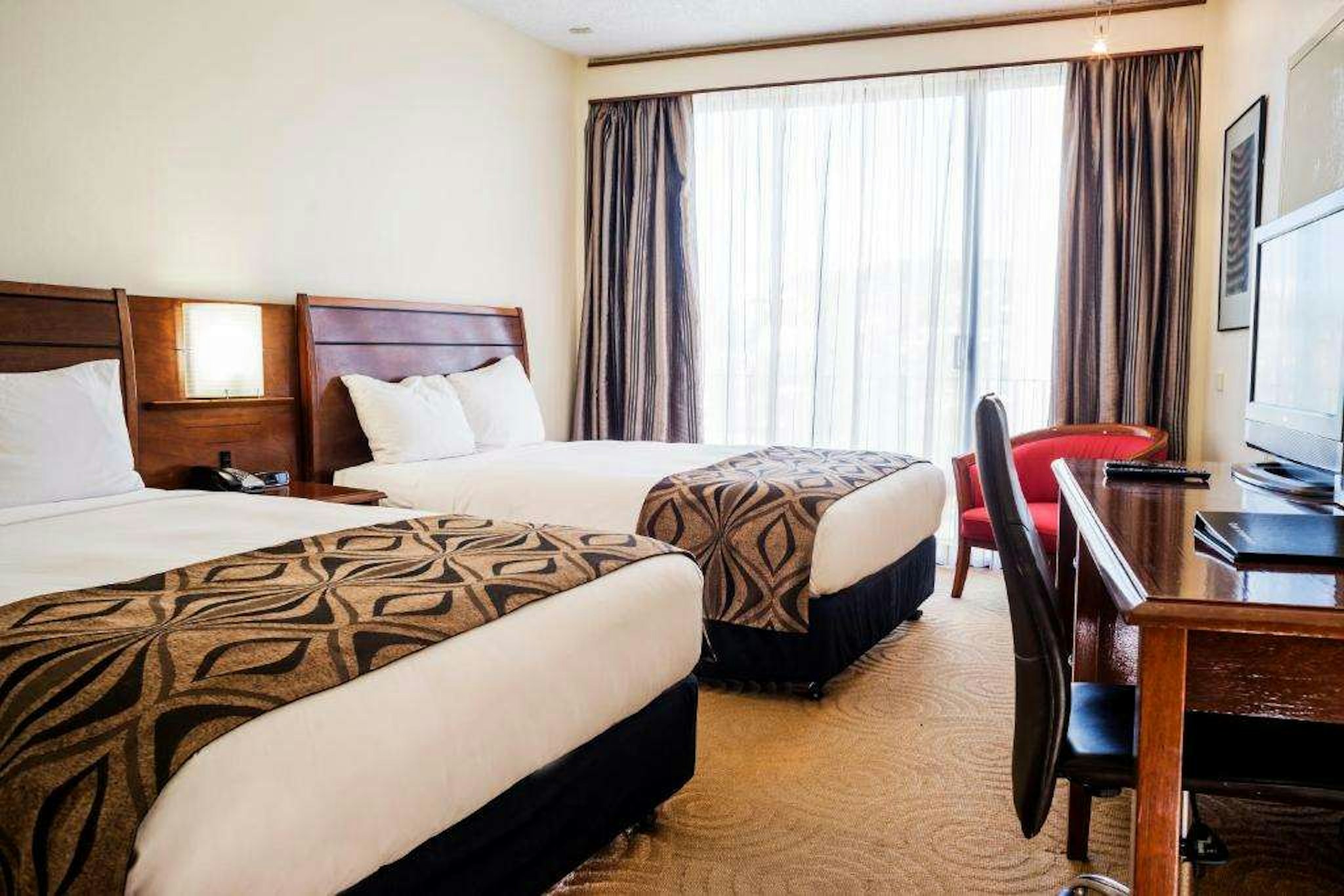 Crown Hotel Port Moresby 17/63