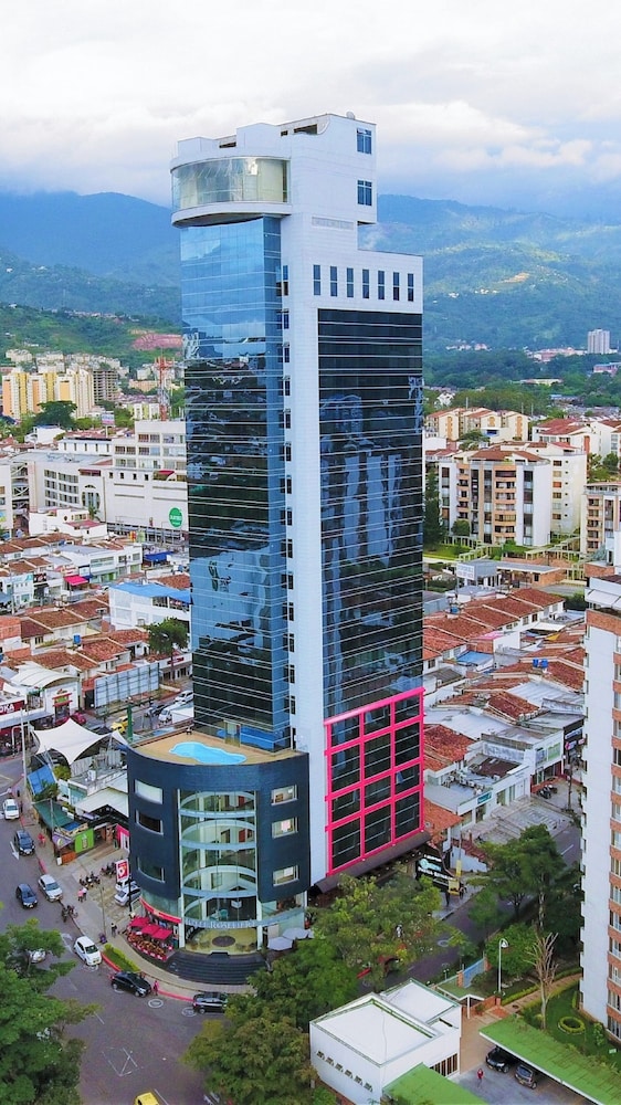 Hotel Roseliere Bucaramanga 3/50