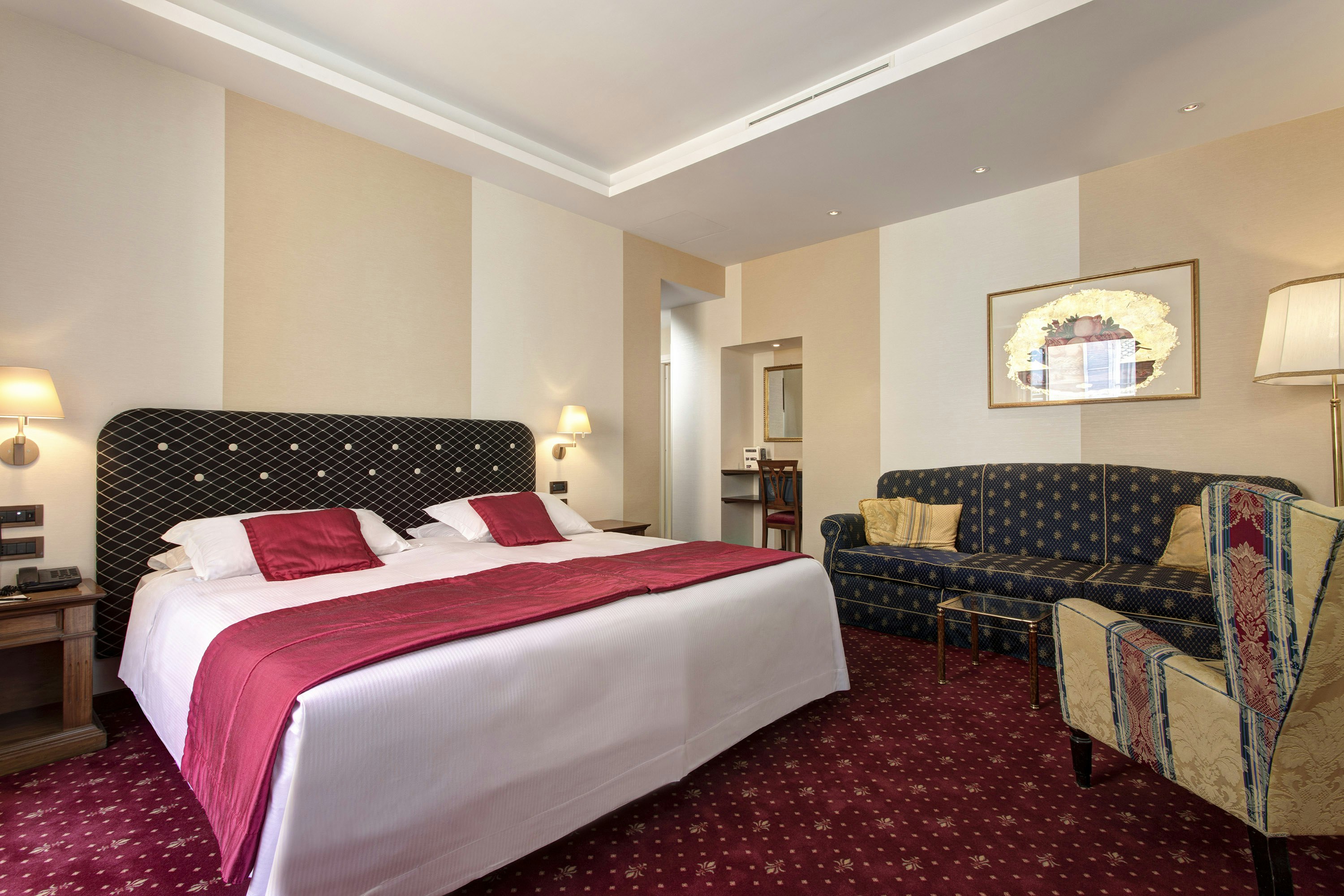 Hotel Nazionale 8/24