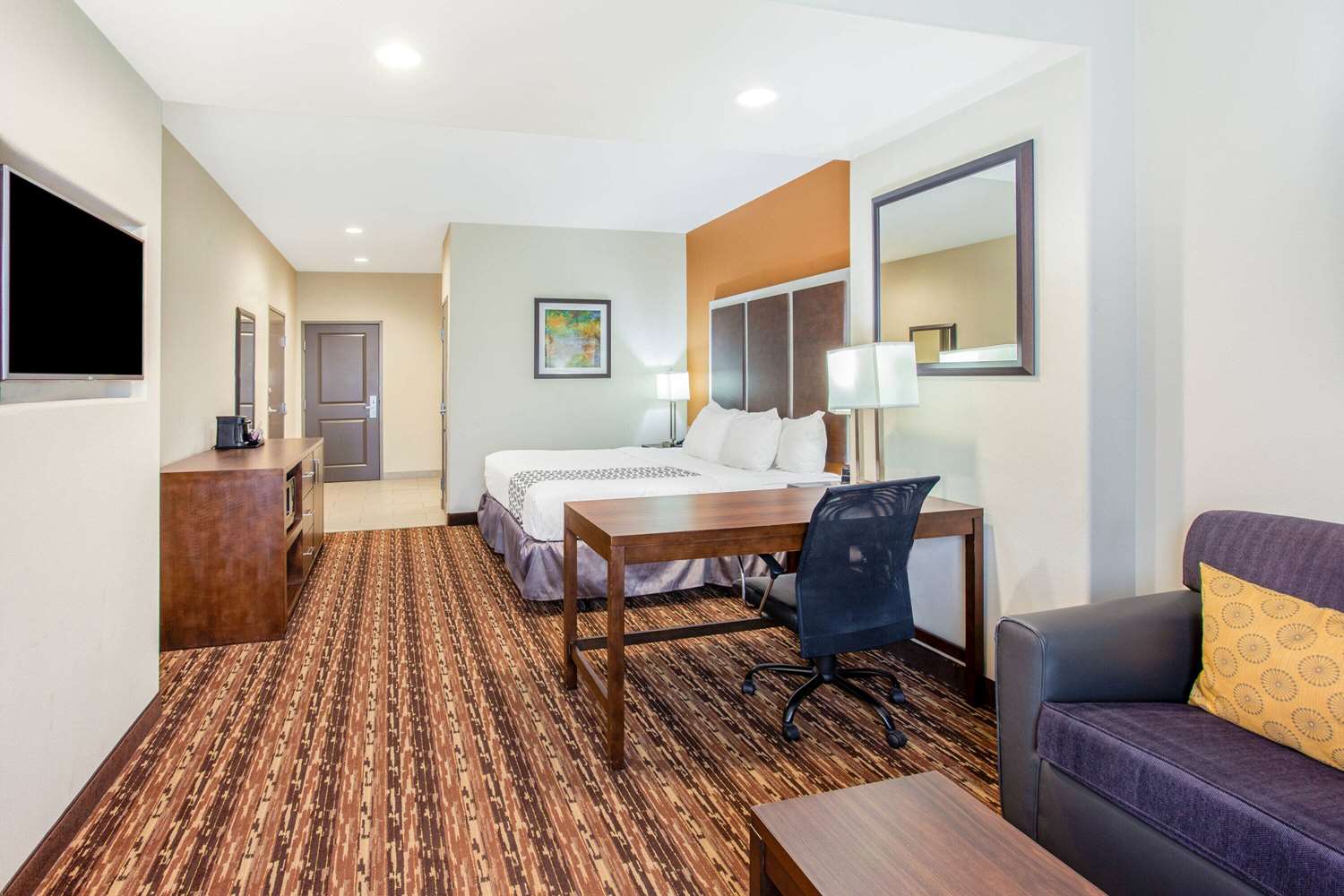 La Quinta Inn & Suites By Wyndham Gonzales Tx 8/17
