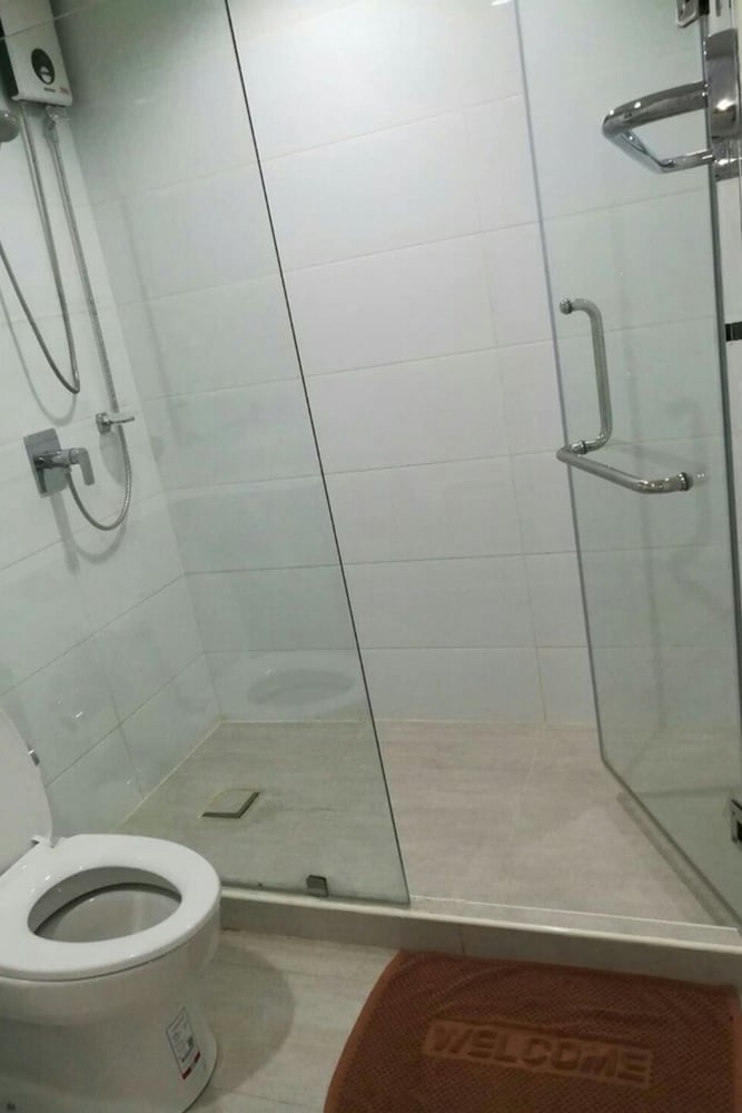Le Vanvarothai Saladaeng Residence 46/50