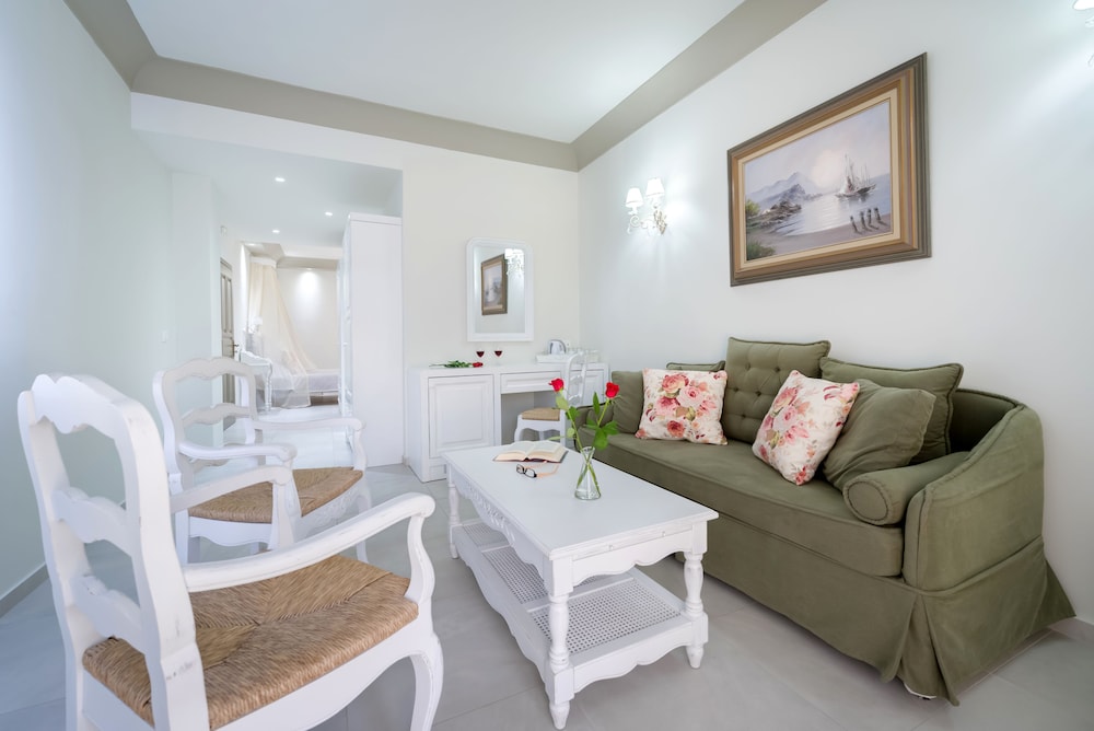 Zephyros Hotel Santorini 20/50