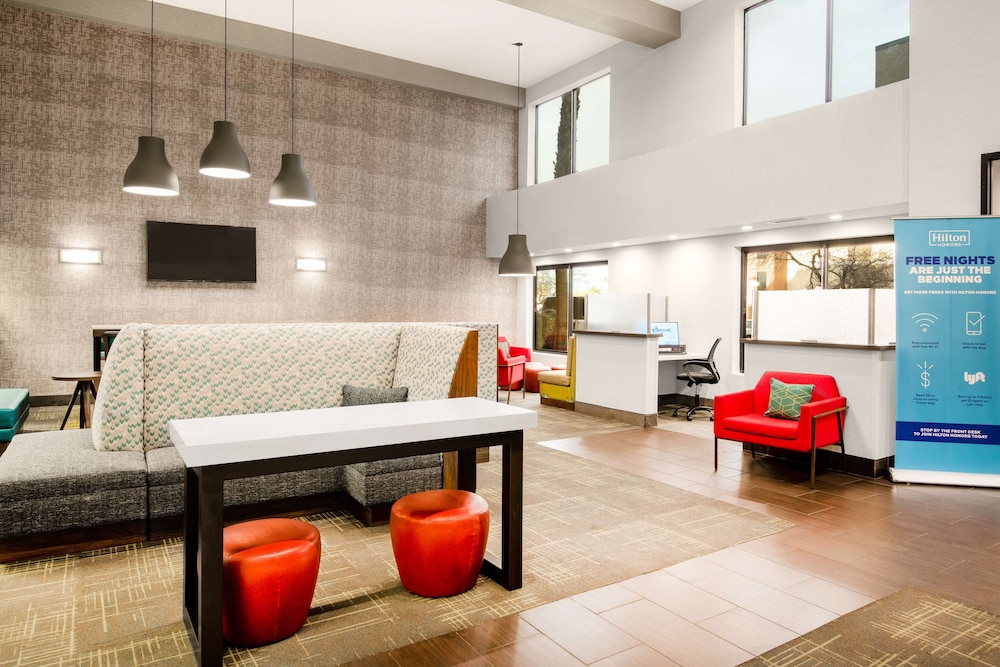 Hampton Inn Suites Las Vegas Henderson 44/61