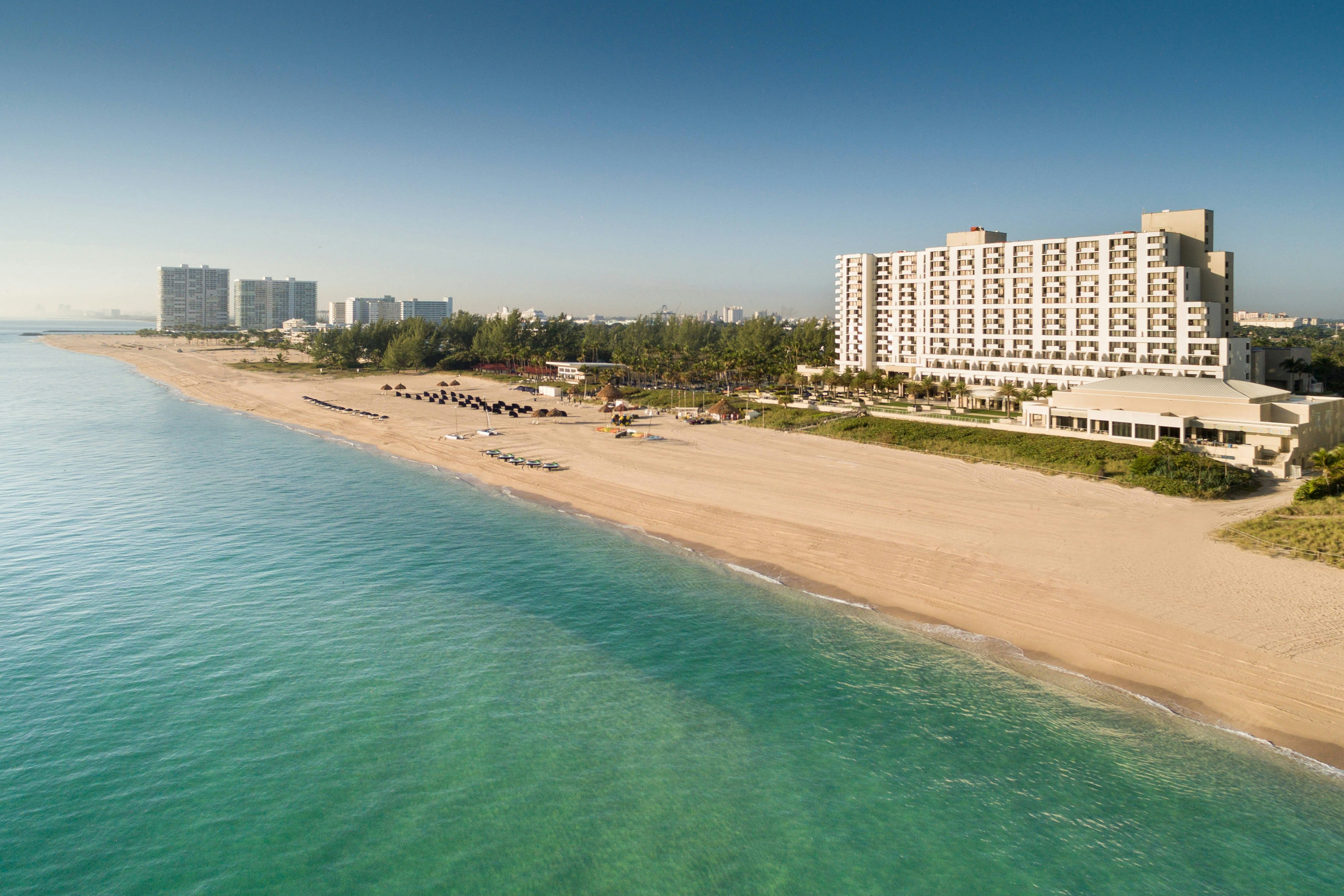 Fort Lauderdale Marriott Harbor Beach Resort And Spa 77/83