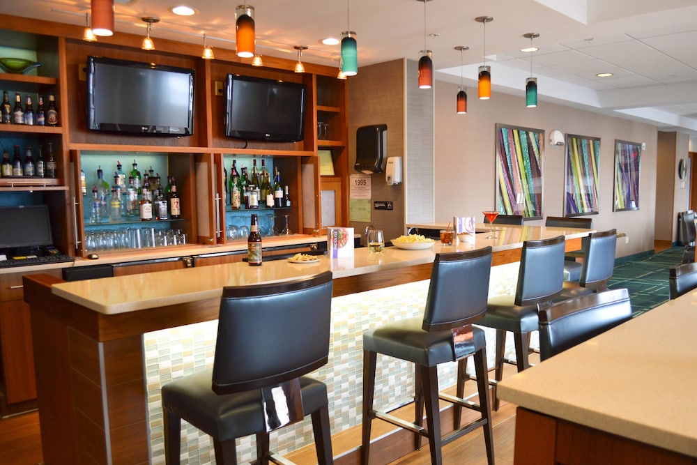 Springhill Suites Lansing West 19/21