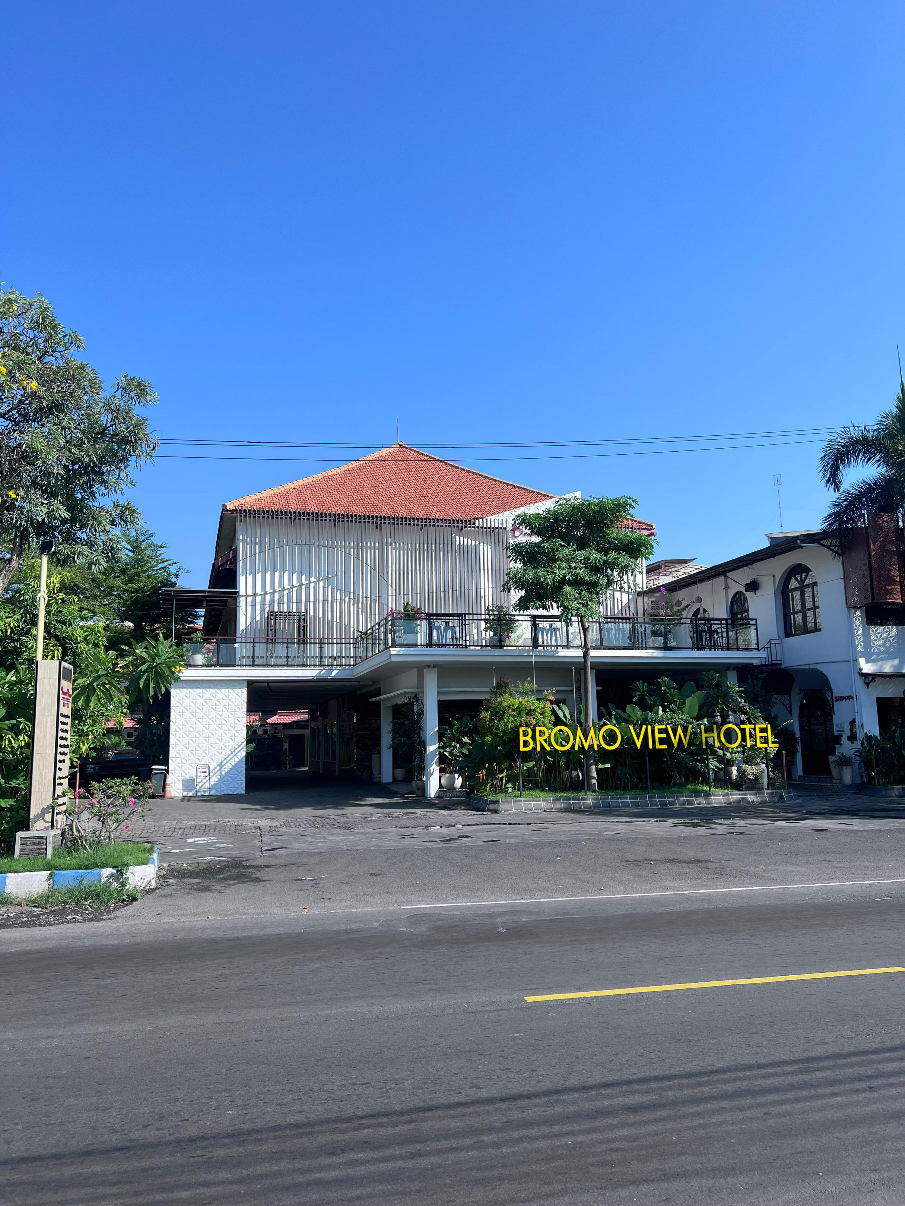 Bromo View Hotel & Restaurant 1/10