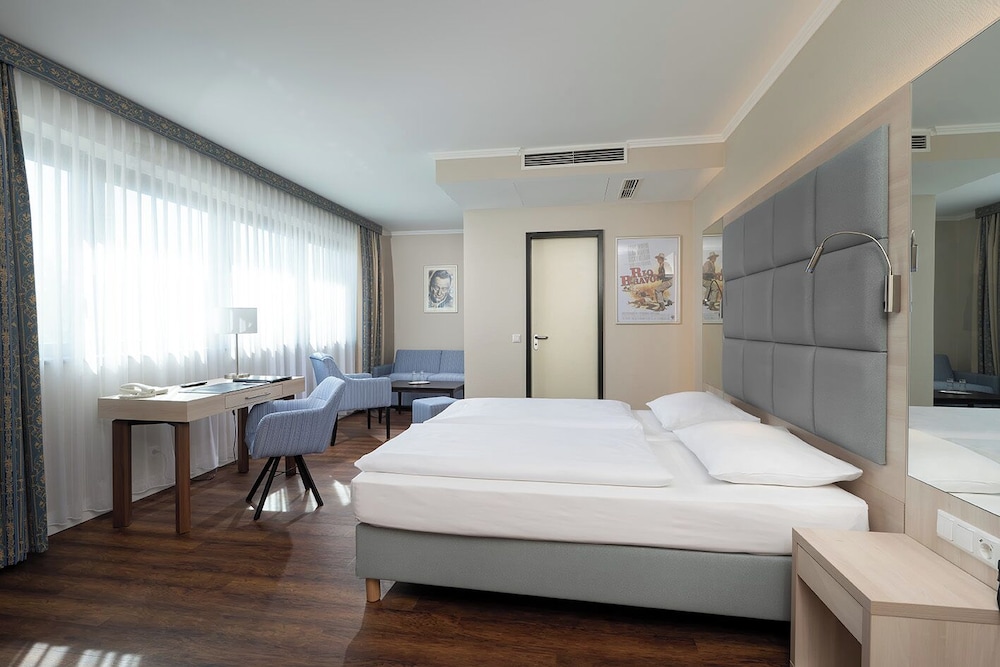 JUNIOR SUITE, DELUXE, SINGLE