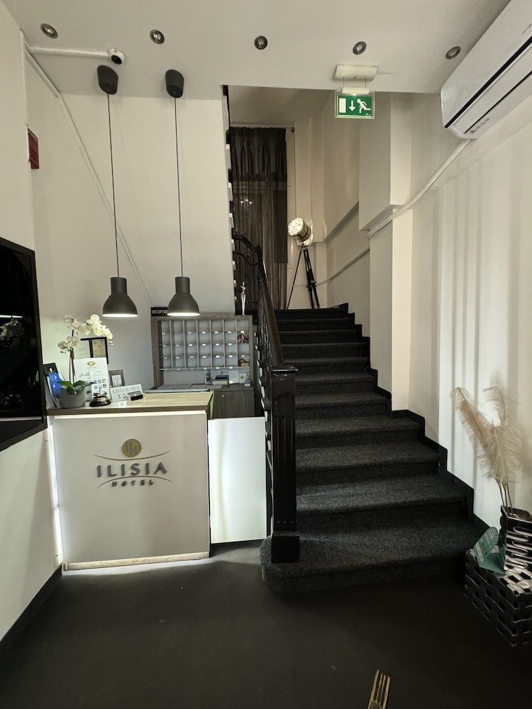 Hotel Ilisia 53/68