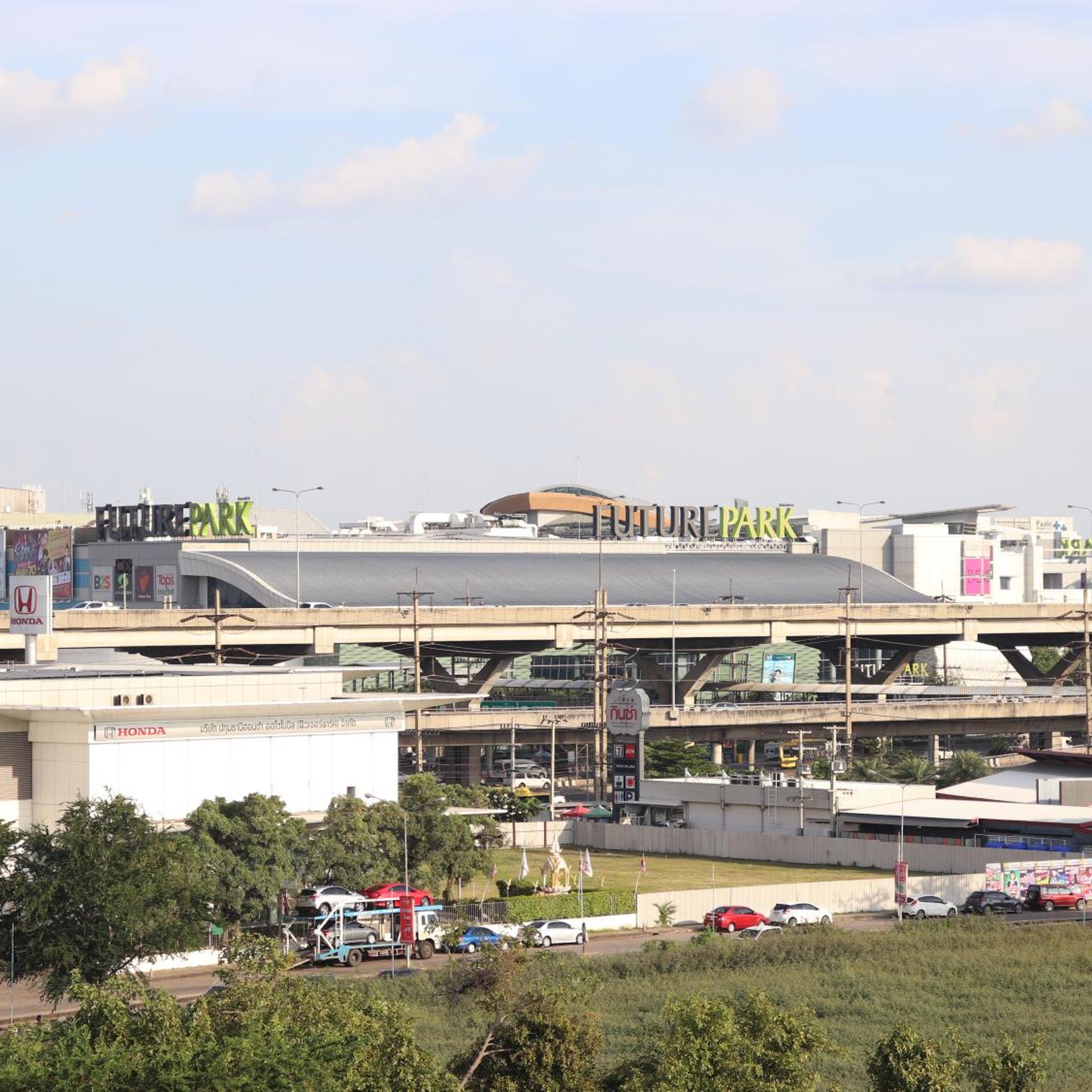 Rangsit Residence & Hotel in THANYABURI