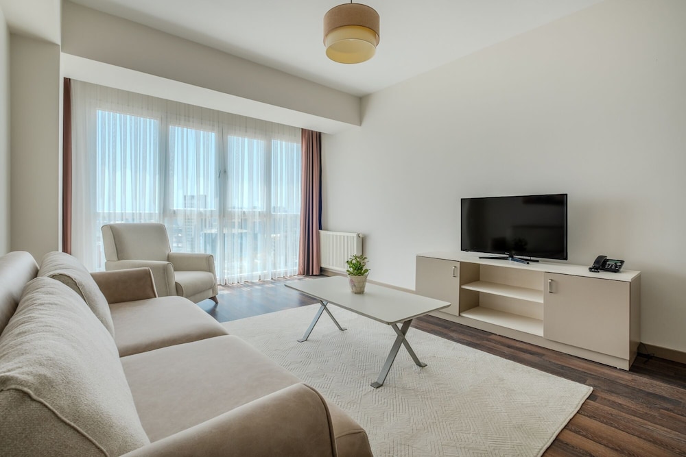 PRIME SUITES ATATURK AIRPORT HOTEL 41/54